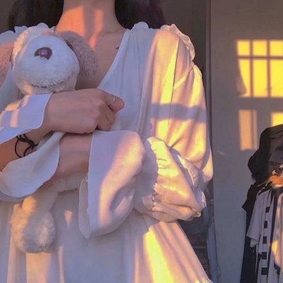 采蘑菇的夫妻